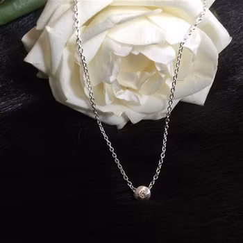 Carolina Gynning Älskad mini Halsband
