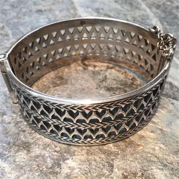 Kalevala Armring i silver