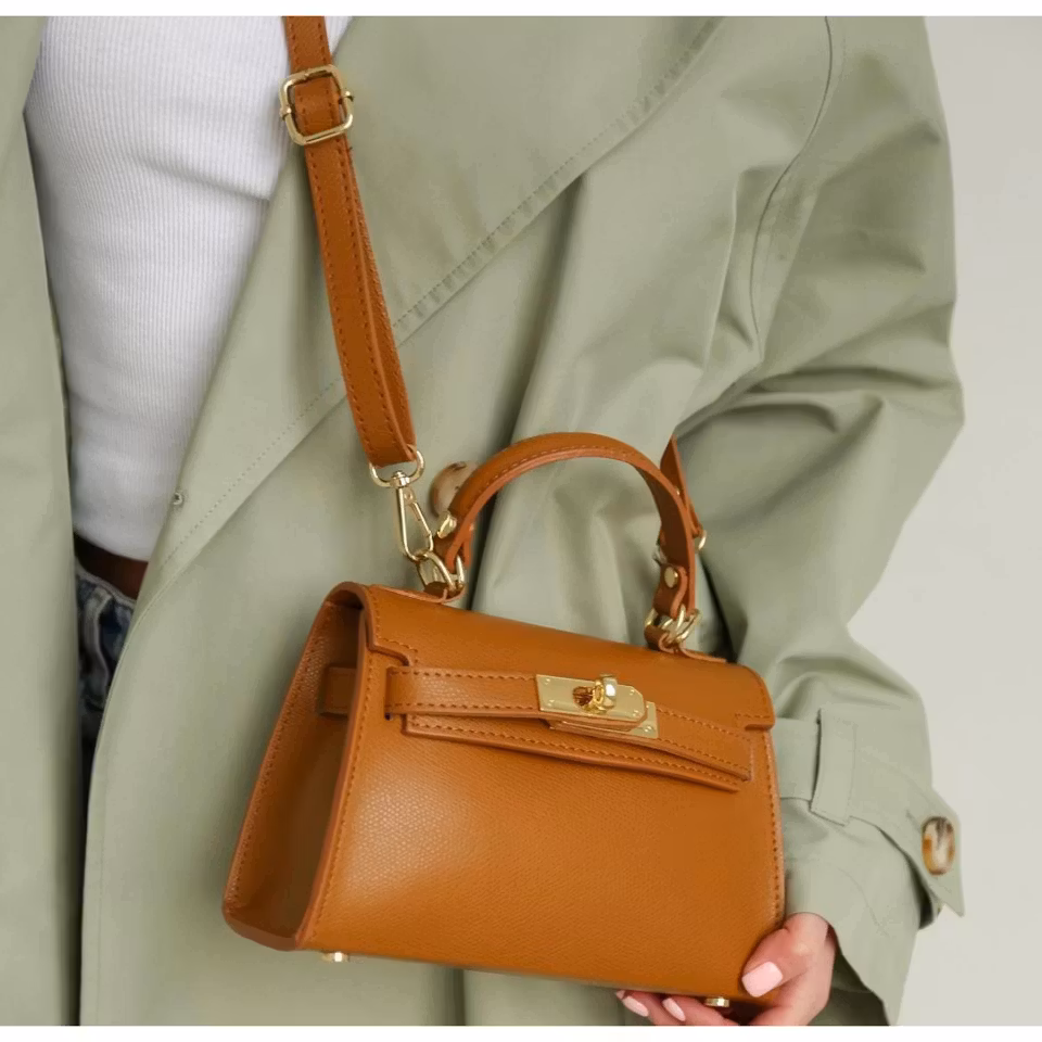 Alessandra lyserosa Italiensk Saffiano-skinnveske, håndlaget i Firenze