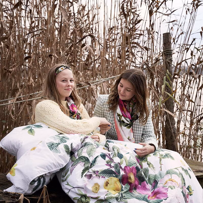 Rose Flower Garden økologisk bomull dynetrekk 220cm med pynteputetrekk