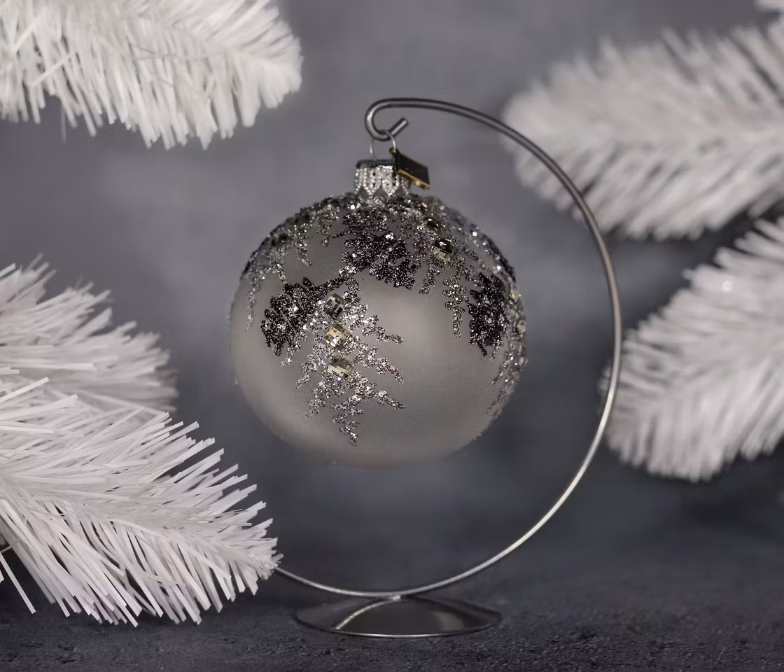 Sølvfrosten, 8 cm hånddekorert glasskule