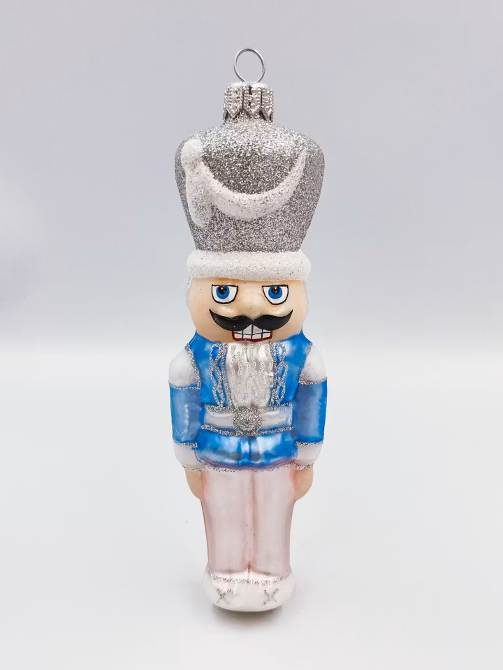 Nøtteknekkern med det lure smilet, 16 cm hånddekorert glassfigur