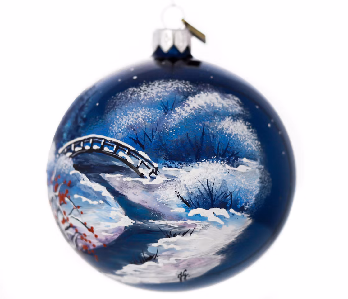 Ved elven, 10cm hånddekorert glasskule