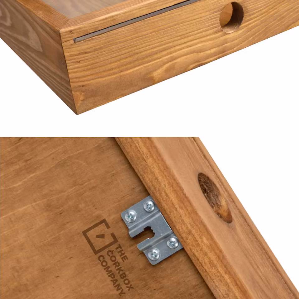 The Corkbox, In vino veritas kork-ramme i valnøttfarge