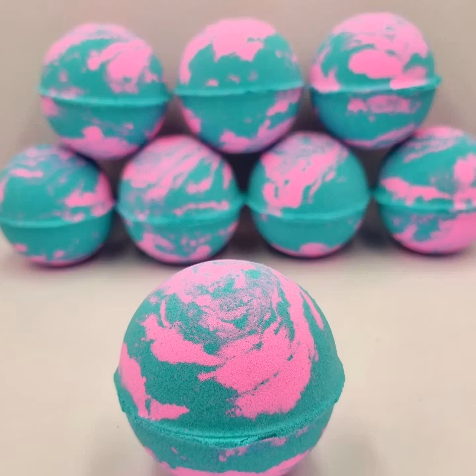 Candy soak badebombe med skum, 7 cm.