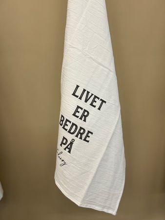 Livet er bedre på Inderøy, kjøkkenhåndkle 70x48 cm