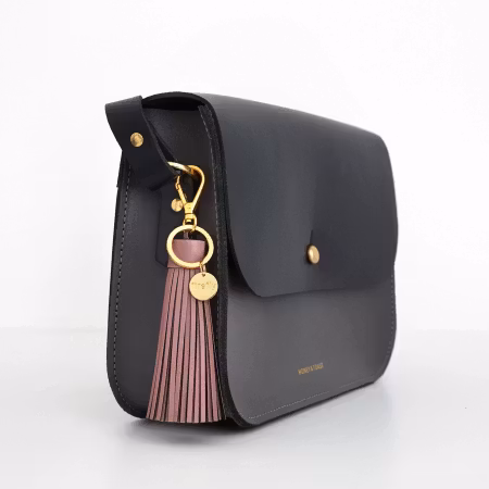 Veskecharm, dusty rose nøkkelring med refleks