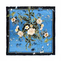 Silkeskjerf Blue Flower Garden 50x50cm