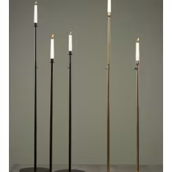 Svart reglerbar golvljusstake 154cm