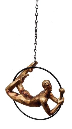 Gymnast i ring Man koppar