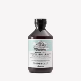 Naturaltech  Detoxifying Scrub Shampoo 250 ML