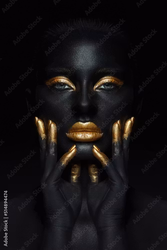 Ansikte Black & Gold 120*180 cm