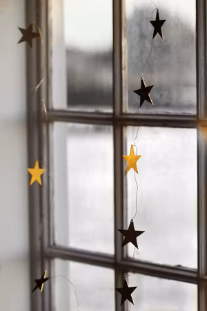 Nyhet! Girlang Stjärnor Mässing