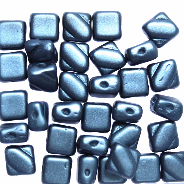 Alabaster Pastel Montana Silky Beads 10g