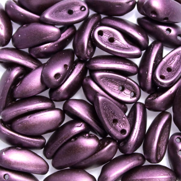 Alabaster Pastel Bordeaux Chilli Beads 10g