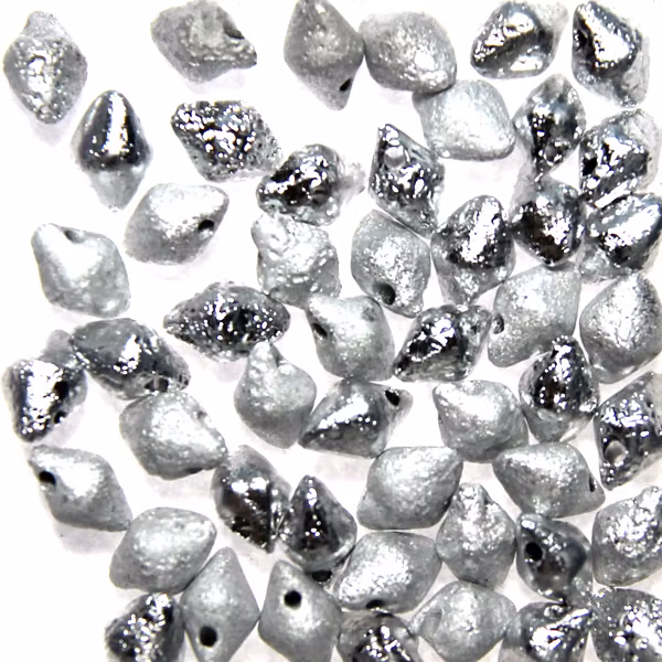 Crystal Etched Labrador Full Spiky Button 50st