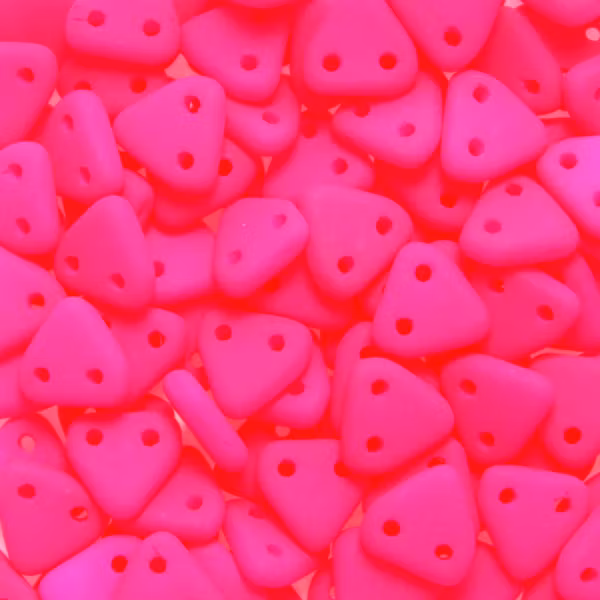 Neon Pink CzechMates Triangle 10g