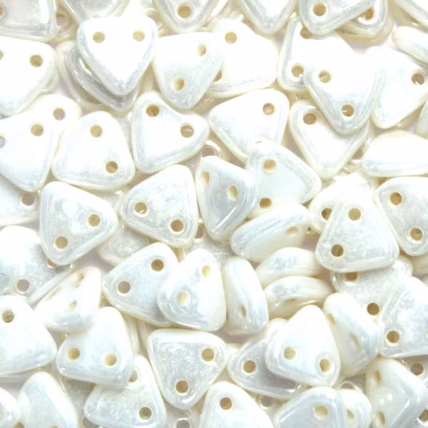 White Luster CzechMates Triangle 10g
