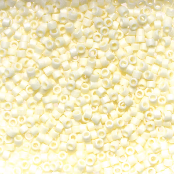 Matte Opaque Dark Cream AB DB-0883 Delica 11/0 5g