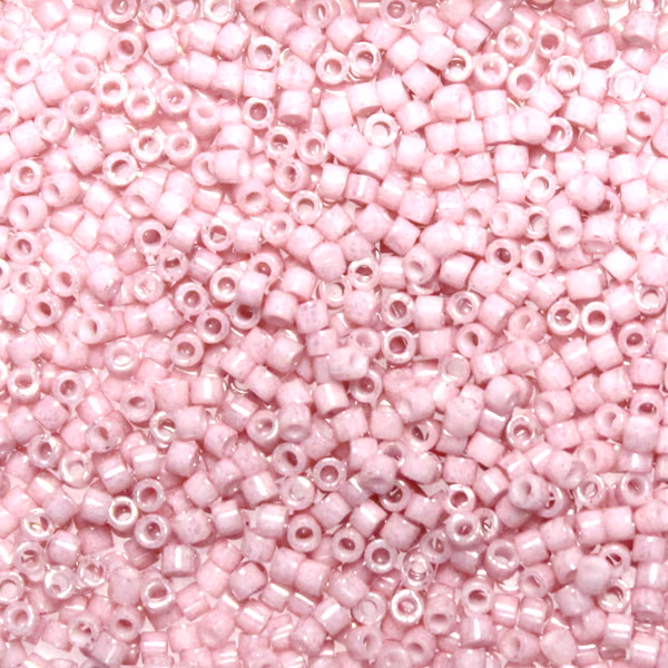 Opaque Antique Rose Luster DB-0210 Delica 11/0 5g