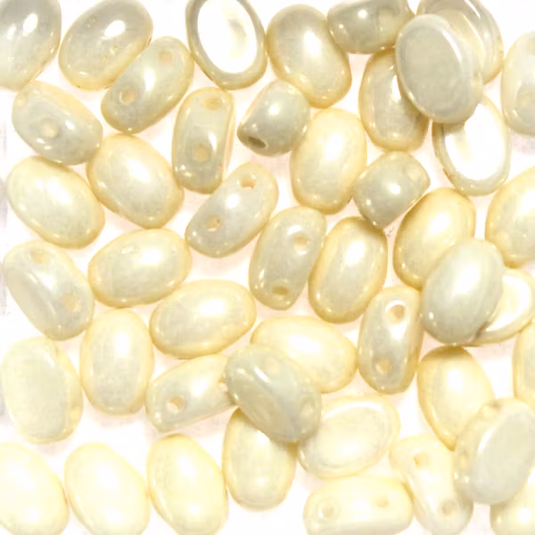 Opaque White Ivory Luster Samos 5g