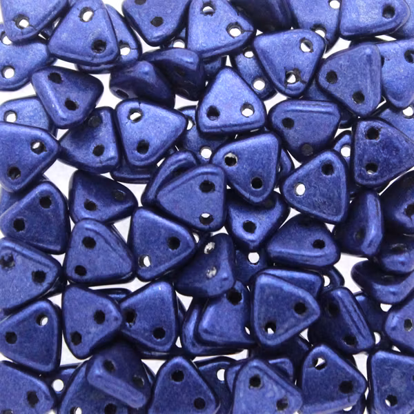 Ultra Violet CzechMates Triangle 10g