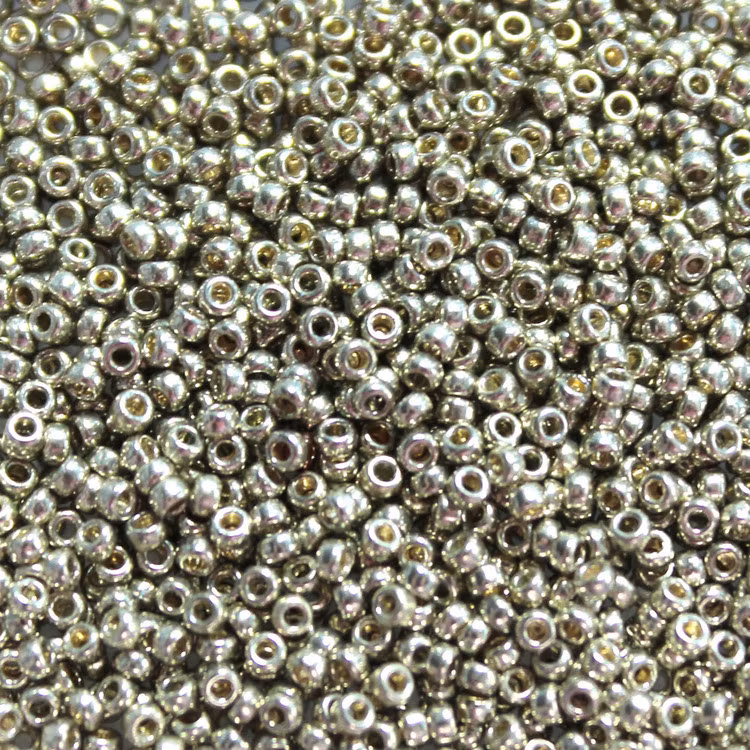 Duracoat Galvanized Light Pewter 15-4221 Miyuki Seedbeads 15/0 5g
