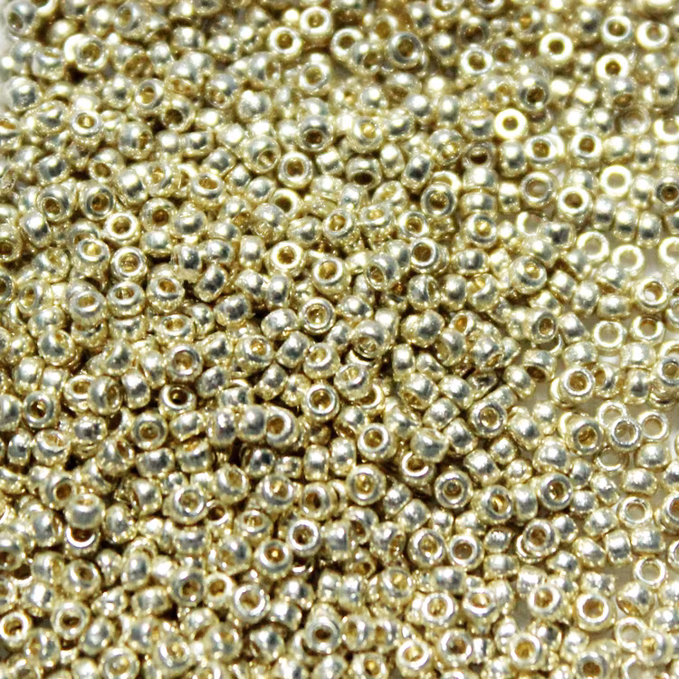 Duracoat Galvanized Silver 15-4201 Miyuki Seedbeads 15/0 5g