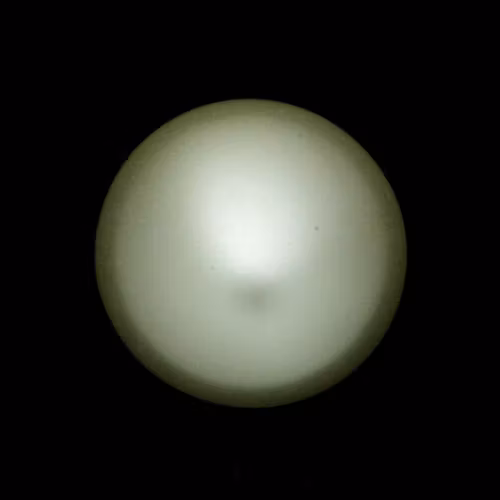 Bright White Vaxad Cabochon 18mm 1st