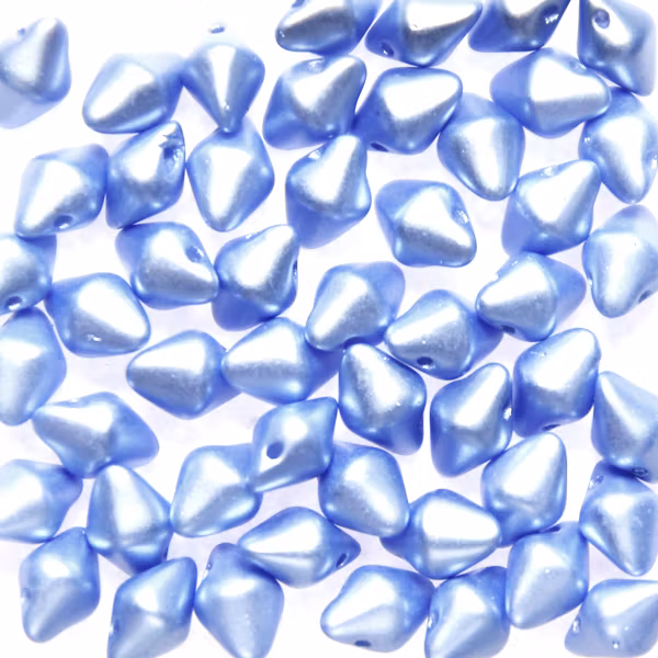 Alabaster Pastel Light Sapphire Spiky Button 50st