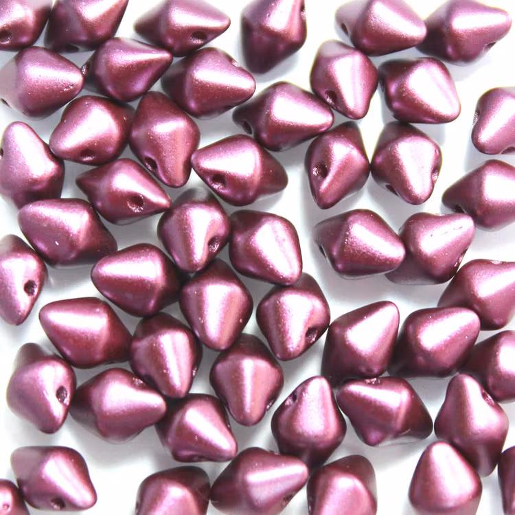 Alabaster Pastel Burgundy Spiky Button 50st