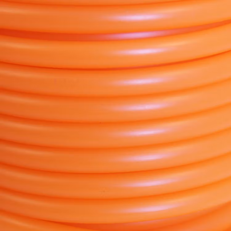 Orange Smyckesslang 4mm Rund 1m