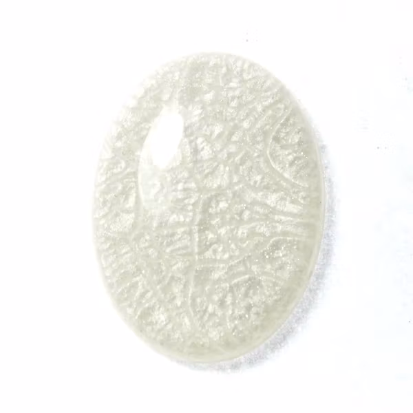 White Shimmer Resincabochon 40x30mm 1st