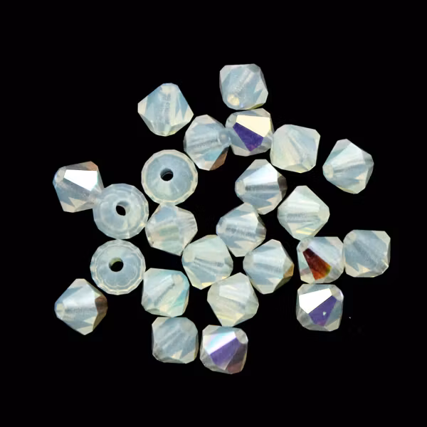 White Opal AB Preciosa Bicone 4mm 24st