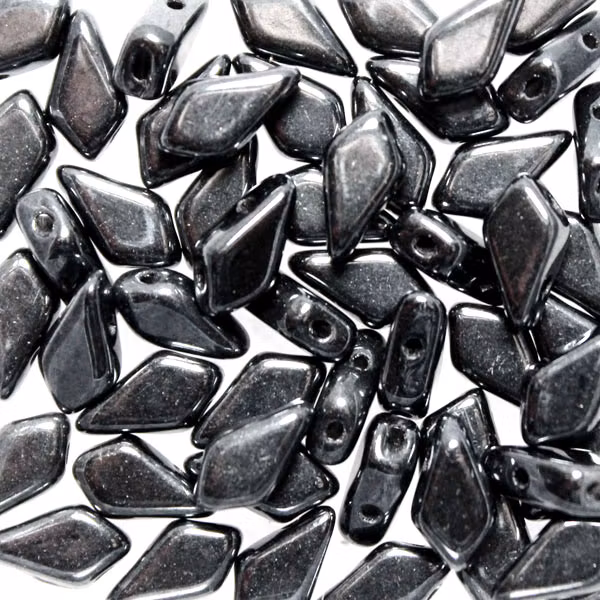 Hematite Kite Bead 10g