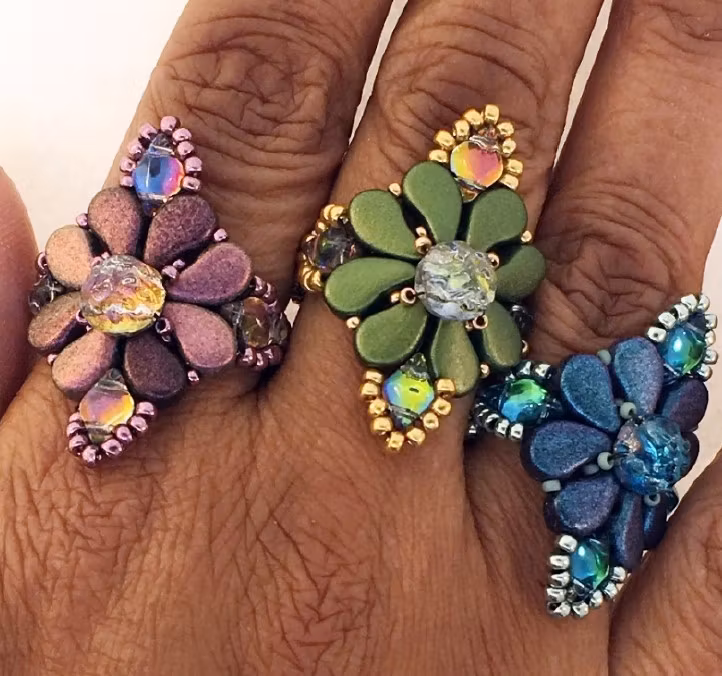 Paisley Dot Ring PDF
