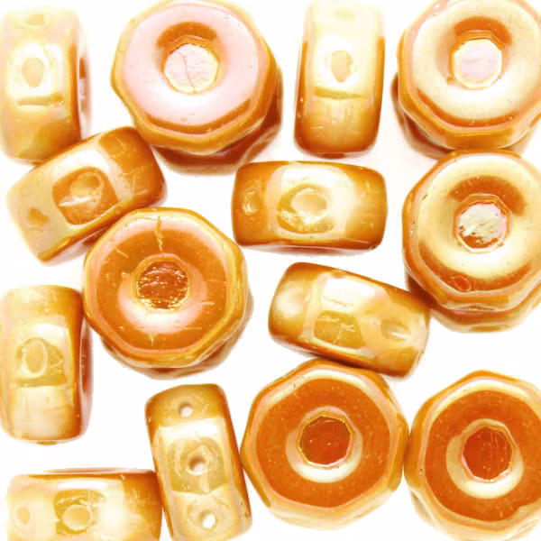 Opaque White Apricot Full Octo Beads 10g