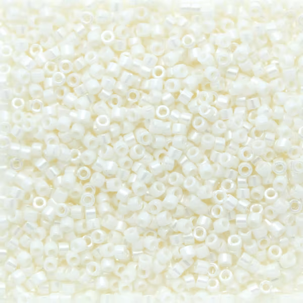 Opaque Cream Luster DB-0203 Delica 11/0 5g