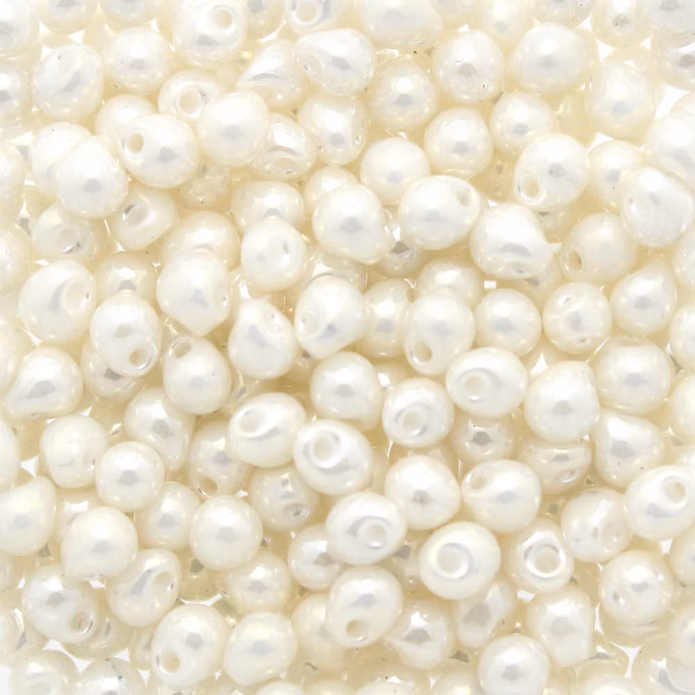 Opaque Dark Ivory Pearl DP-0421D Miyuki Drops 3,4mm 10g