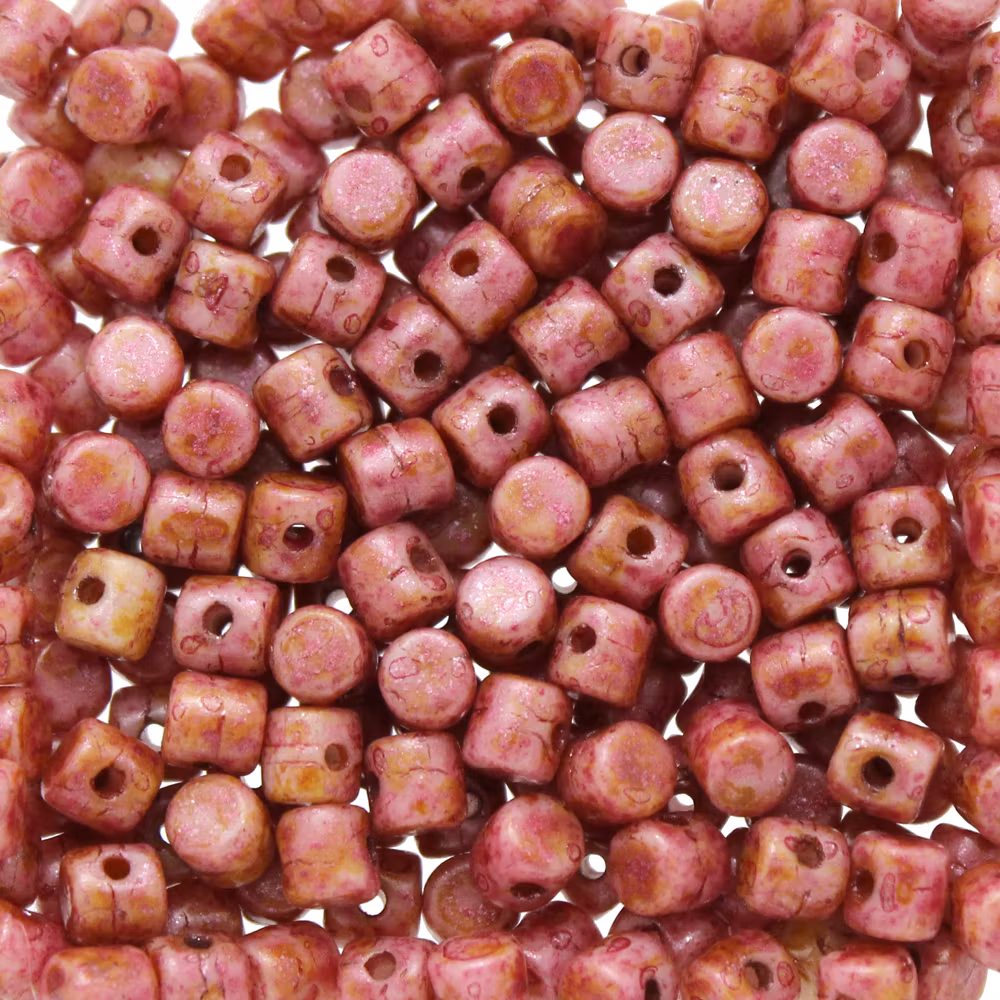 Opaque Rose Spotted Minos 5g