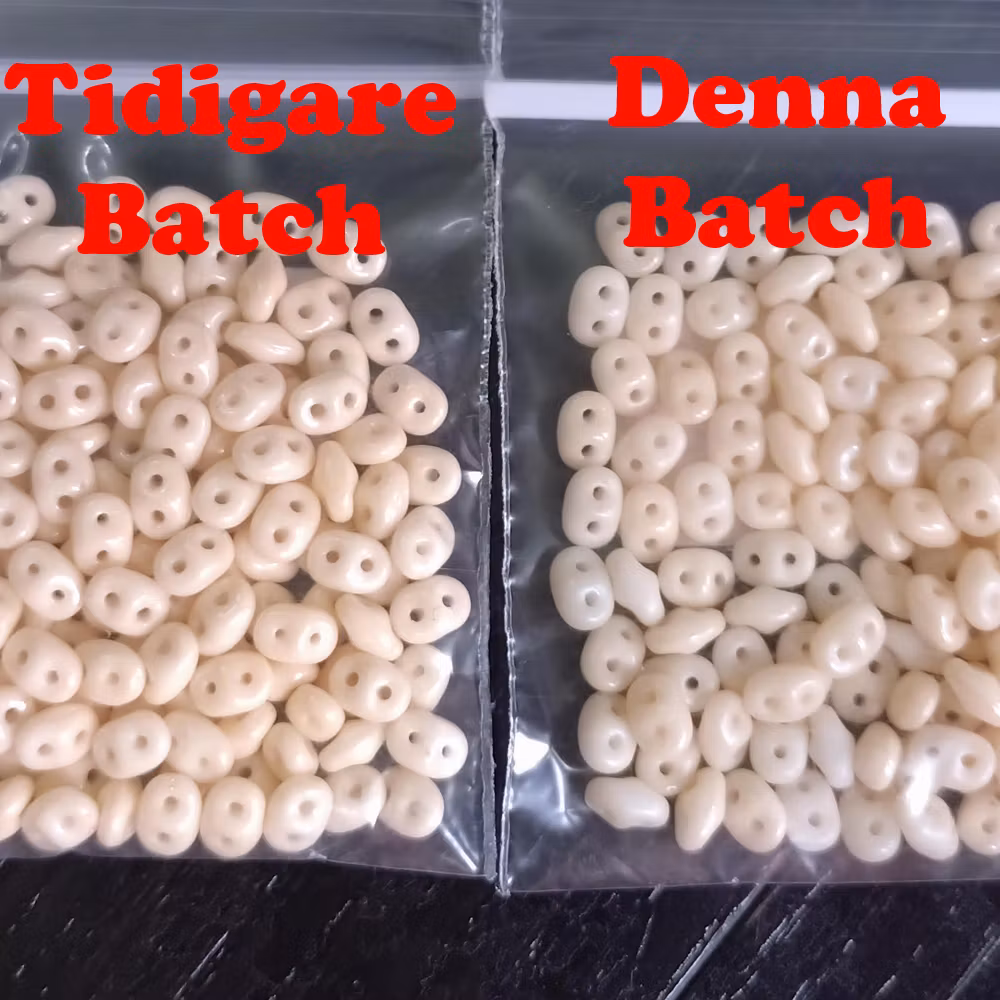 Opaque White Beige Luster Superduo 10g OBS! Färgen