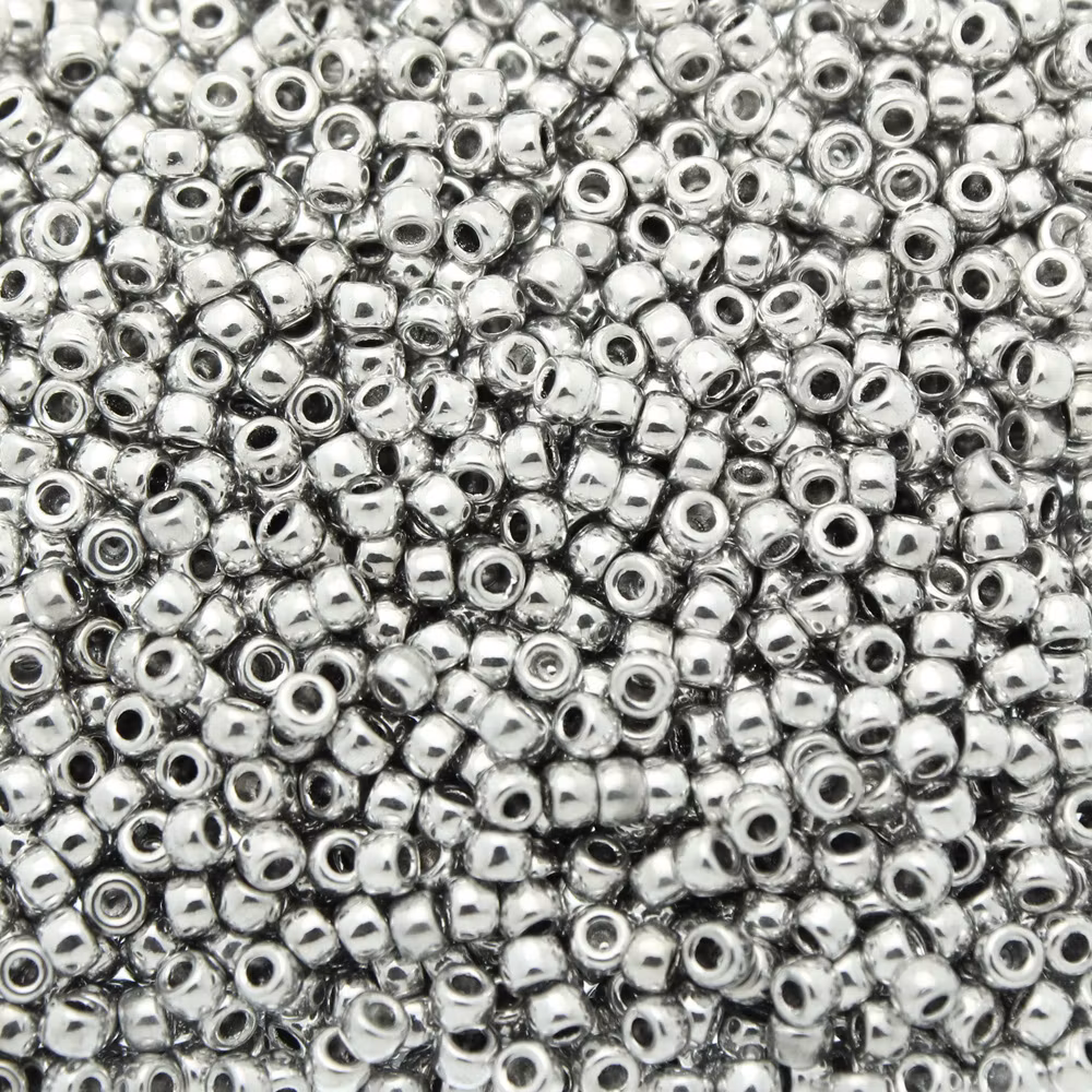 Crystal Labrador Full Matubo Seedbeads 11/0 5g