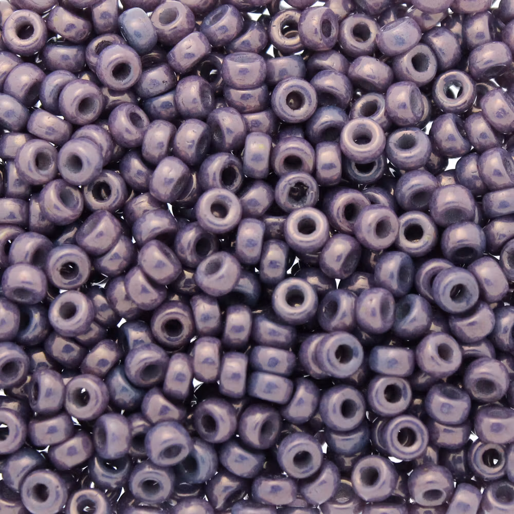 Opaque White Lila Vega Luster Matubo Seedbeads 8/0 5g