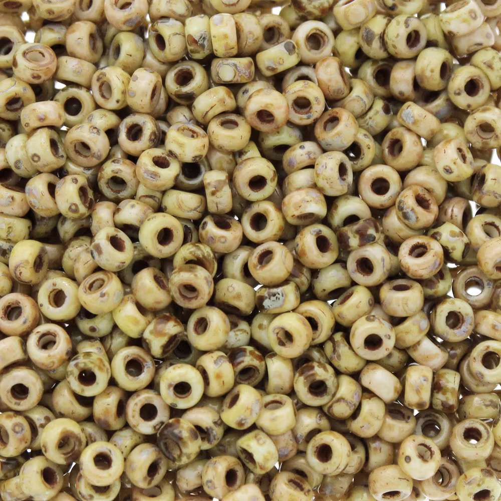 Opaque White Dark Travertin Matubo Seedbeads 8/0 5g