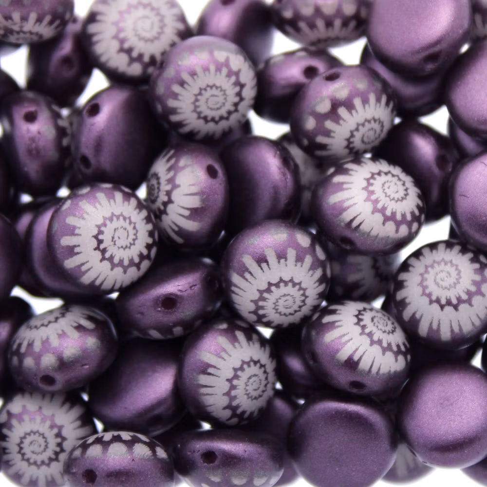 Alabaster Pastel Bordeaux Snail Candy 8mm 5g