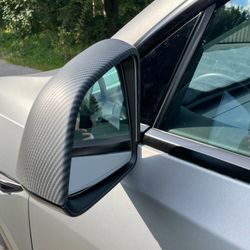Taustapeilien suojat, matta hiilikuitu - Tesla Model Y