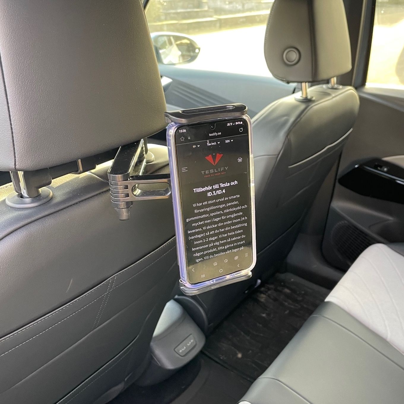 Varrellinen pidike iPadille ja kännykälle - ID.3/ID.4