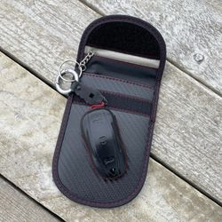 Signaalin estävä suojakotelo