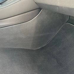 Sivusuojat, TPE, keskikonsoliin - Tesla Model 3 2021