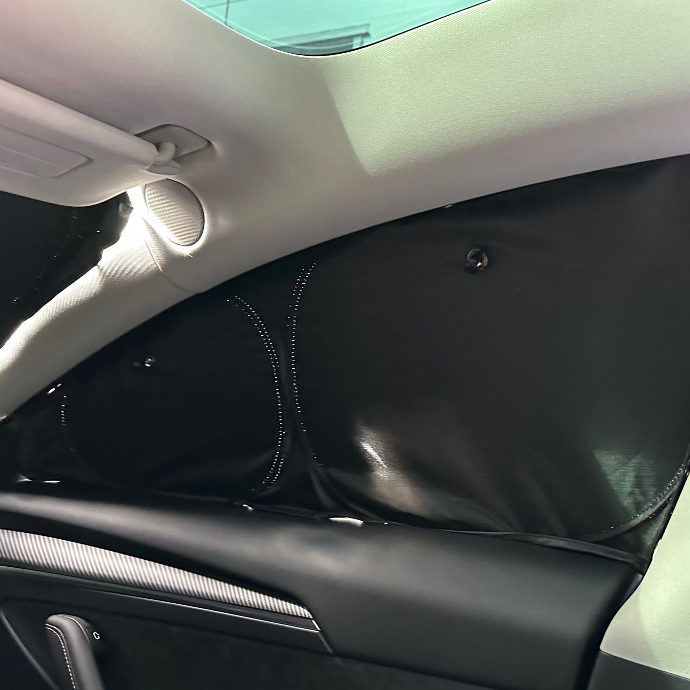 Pimennyssarja 7 osainen kiinnikkeillä - Tesla Model 3